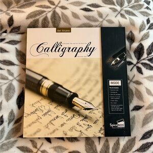 Michaels Calligraphy Art Kit - Black and Gold